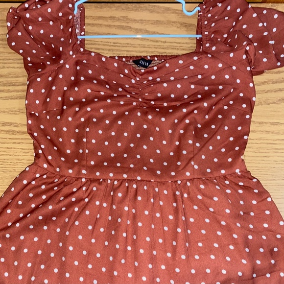 Polka Dotted Flare Pleated Fall Dress with Puffed Sleeves - Picture 3 of 5